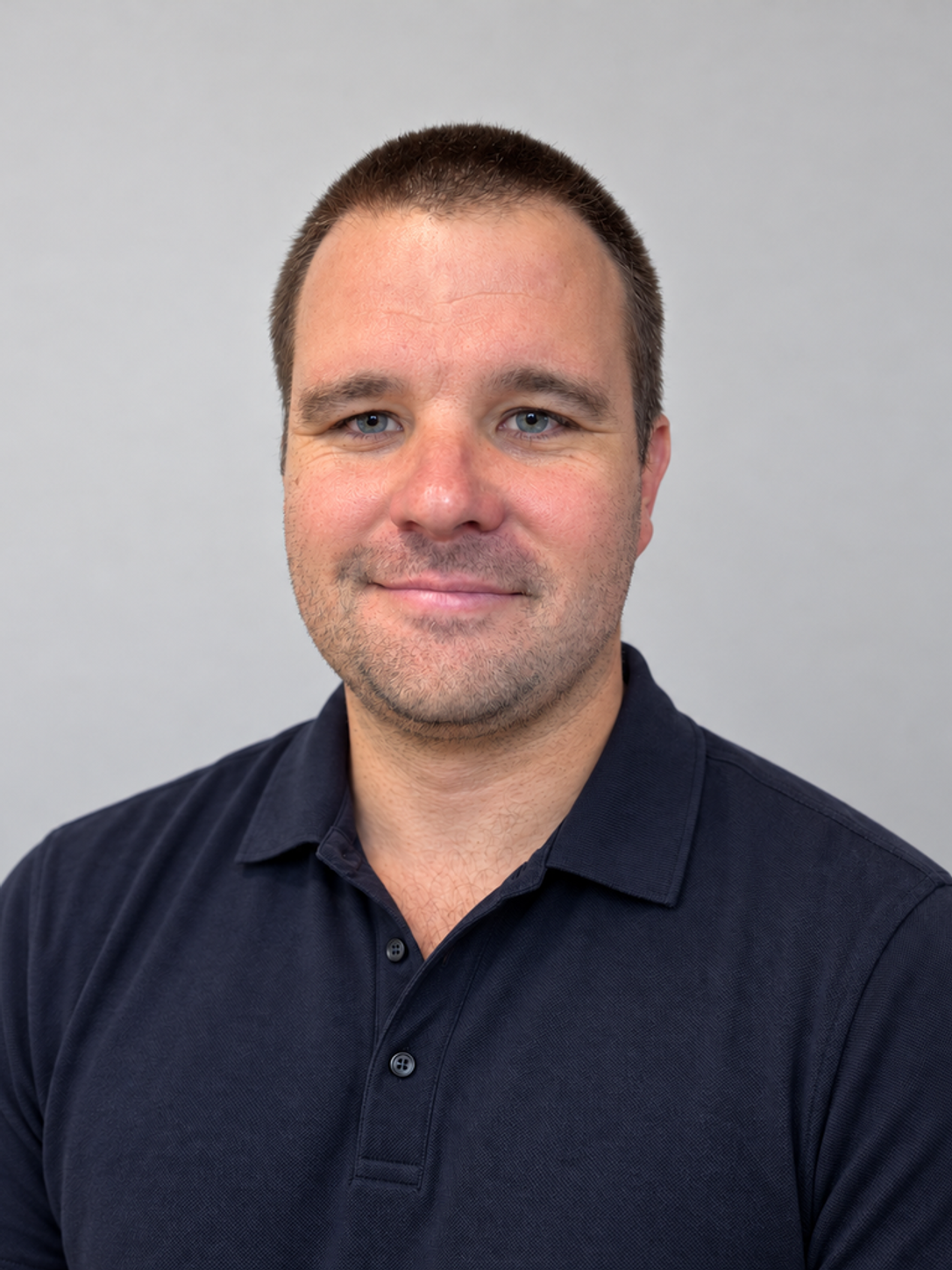 Portrait of Zac, co-founder of ZABRO Projects